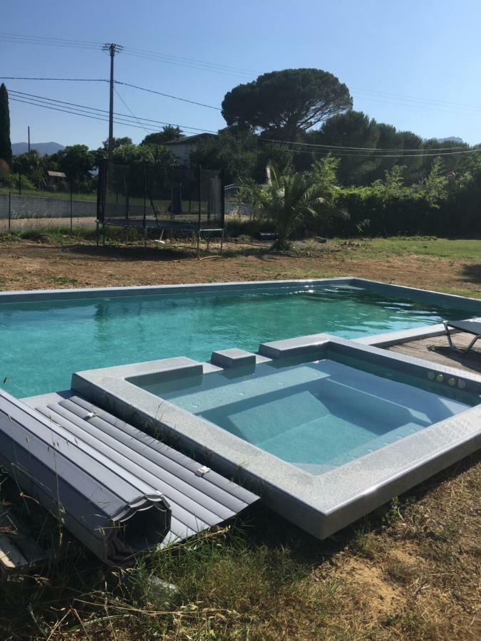 La Petite Bergerie Roquebrune-sur-Argens Exterior foto