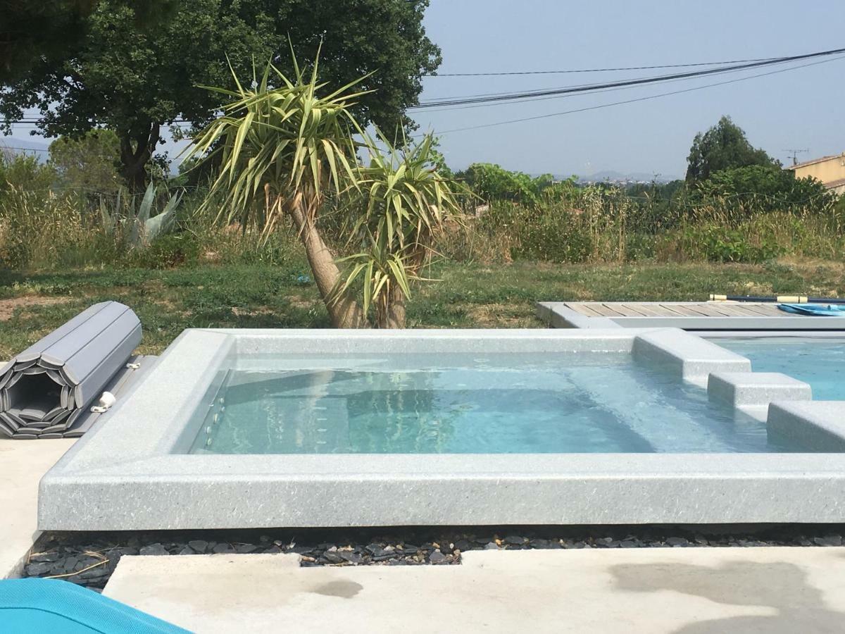 La Petite Bergerie Roquebrune-sur-Argens Exterior foto